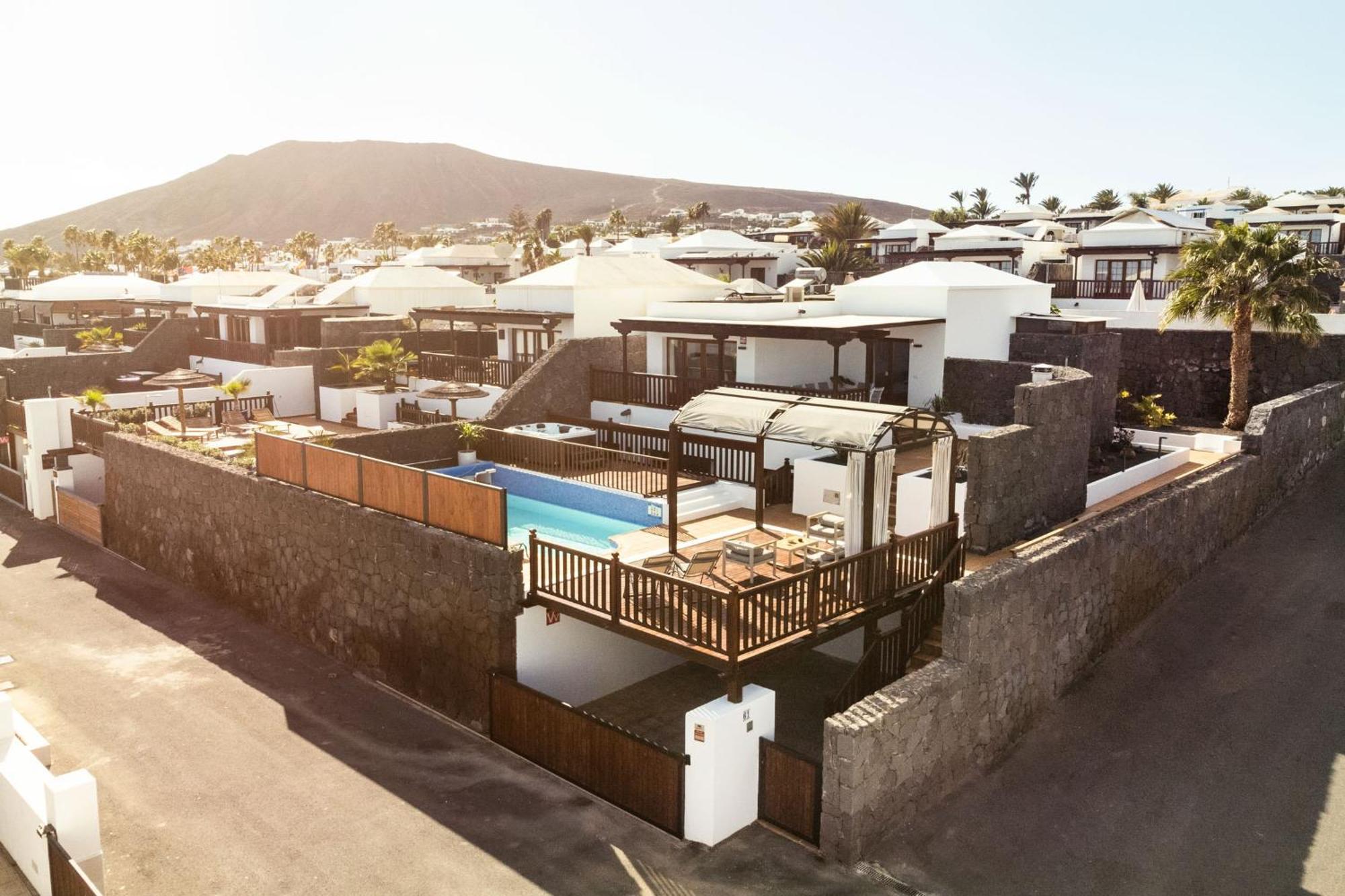 Villa 61 Playablanca Lanzarote Pool Spa Playa Blanca  Exterior foto